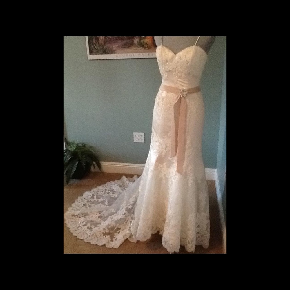 Casablanca wedding gown